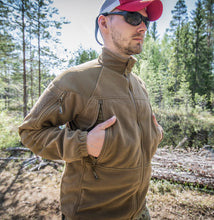 Load image into Gallery viewer, Helikon-Tex Stratus Jacket Heavy Fleece